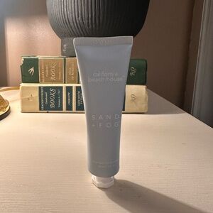 California Beach House Sand + Fog Scented Hand Cream - Gray